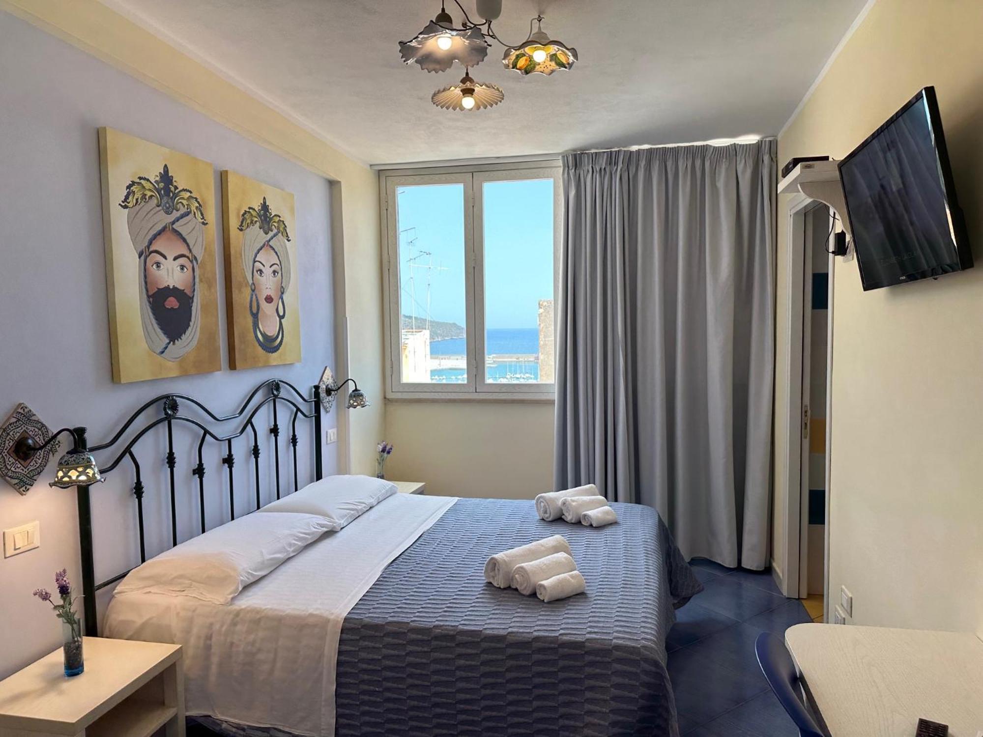 Badia Rooms & Breakfast Castellammare del Golfo Buitenkant foto
